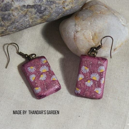 Dusk Petal Rectangle Earring