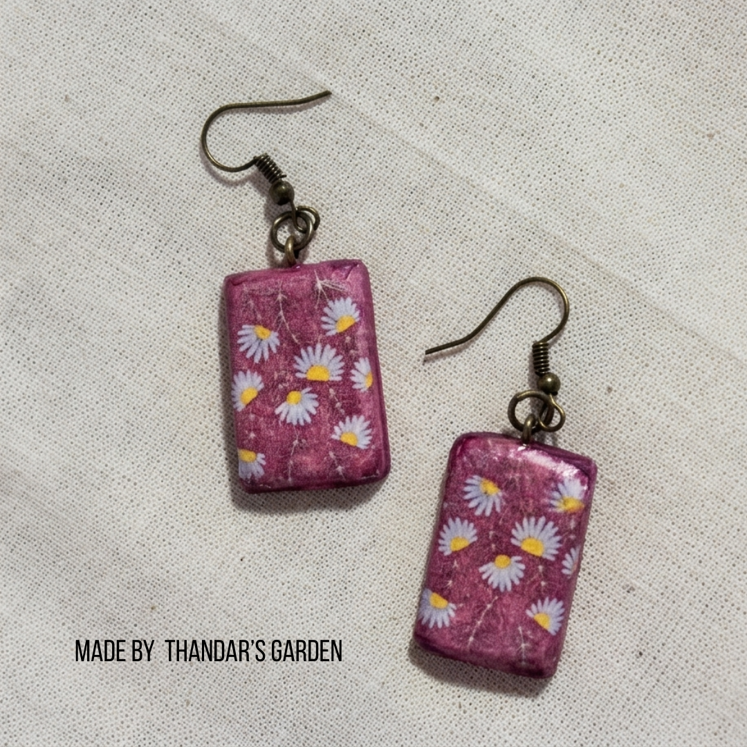 Dusk Petal Rectangle Earring