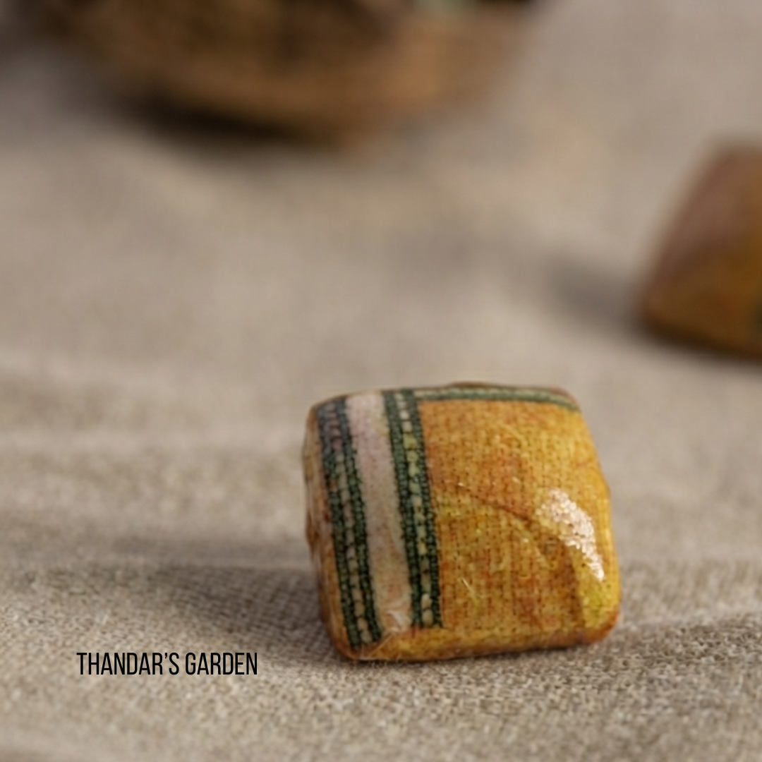 Kerala Mural : Ochre Medallion Stud
