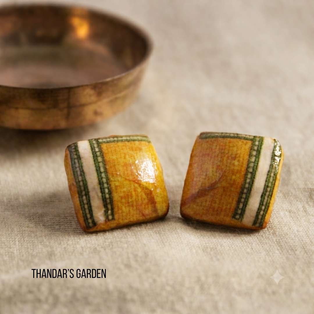 Kerala Mural : Ochre Medallion Stud