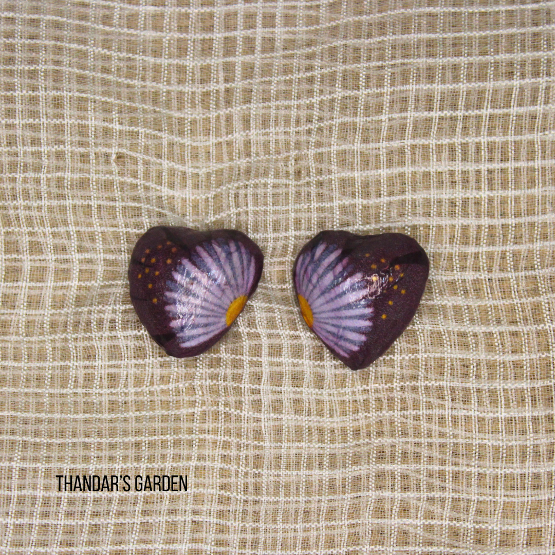 Dusk Daisy Love Studs